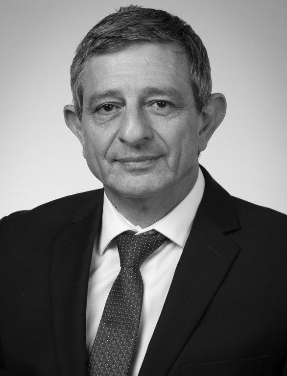 jamil.jpeg jamil.jpeg