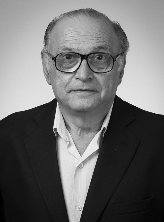 jose_marcos.jpeg jose_marcos.jpeg