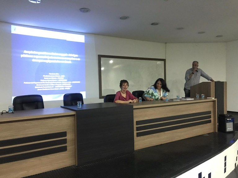 Mesa Redonda1 Mesa Redonda1